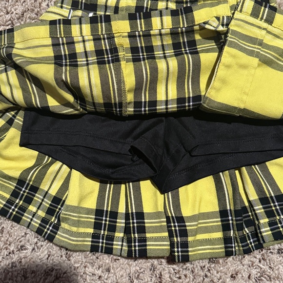 Justice girls size 7 yellow plaid matching skirt set - Picture 5 of 5